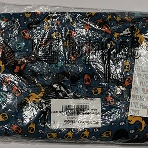 Lularoe leggings Skeleton unicorn and skulls -TC